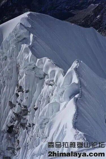 罗斯登山者首攀海拔8163米峰鲜少有人尝试西南壁的替换线路AG真人登录尼泊尔]2025年年度十大探险活动2 - 俄(图32)