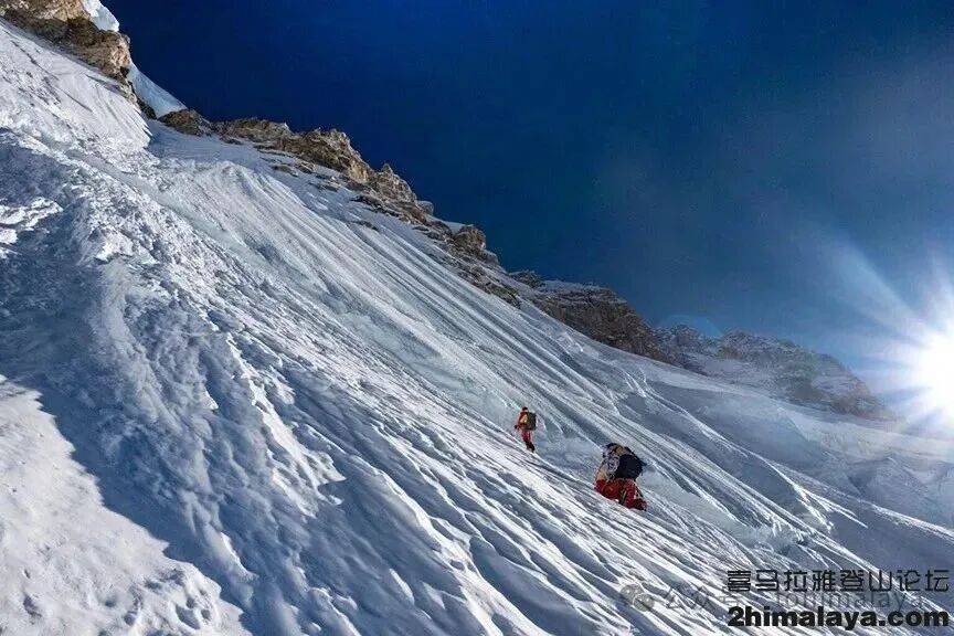 罗斯登山者首攀海拔8163米峰鲜少有人尝试西南壁的替换线路AG真人登录尼泊尔]2025年年度十大探险活动2 - 俄(图29)